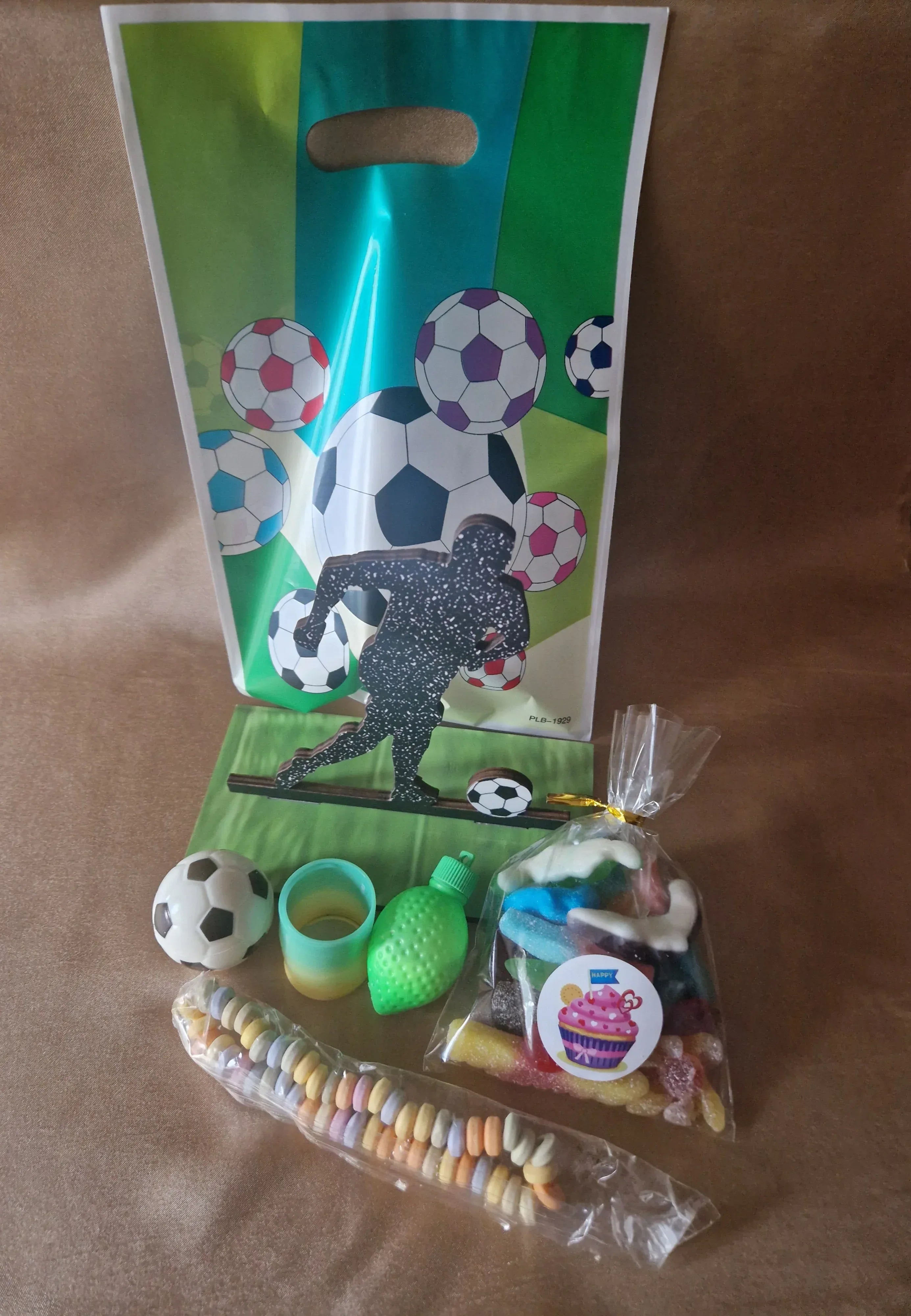 Pochette Anniversaire Garçon Football - Cadeau Invité avec Jouets - AngelAnge