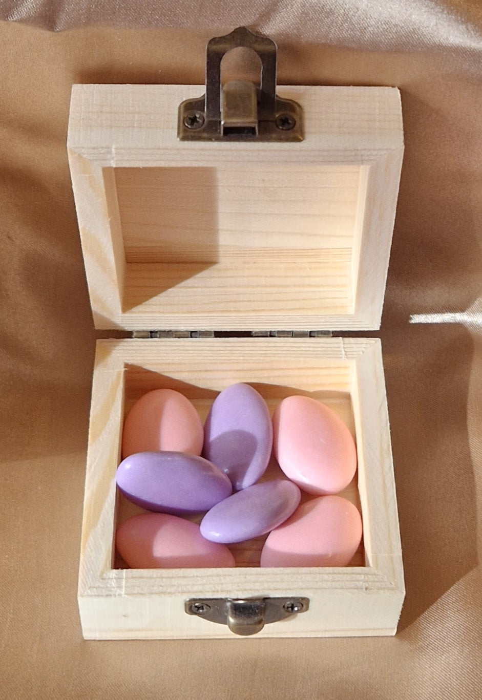 Boîte Personnalisée en Bois Gravé avec Dragées - Mariage sur Mesure