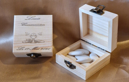 Boîte Communion Bois Gravé Laser - Personnalisable avec Dragées