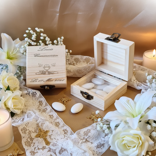 Boîte Communion Bois Gravé - Dragées à Plat