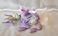 Contenant Floral Parme et Blanc + 7 Dragées Chocolat - Cadeau Mariage Élégant